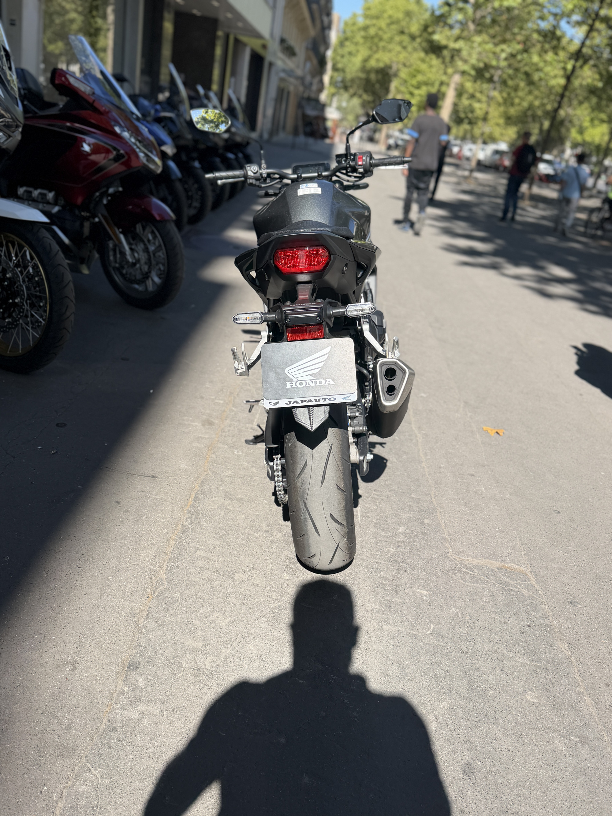 HONDA CB 750 HORNET E-CLUTCH - GRIS - 7590€ - 499KMS - MEC04/2026 - REFHK913NA