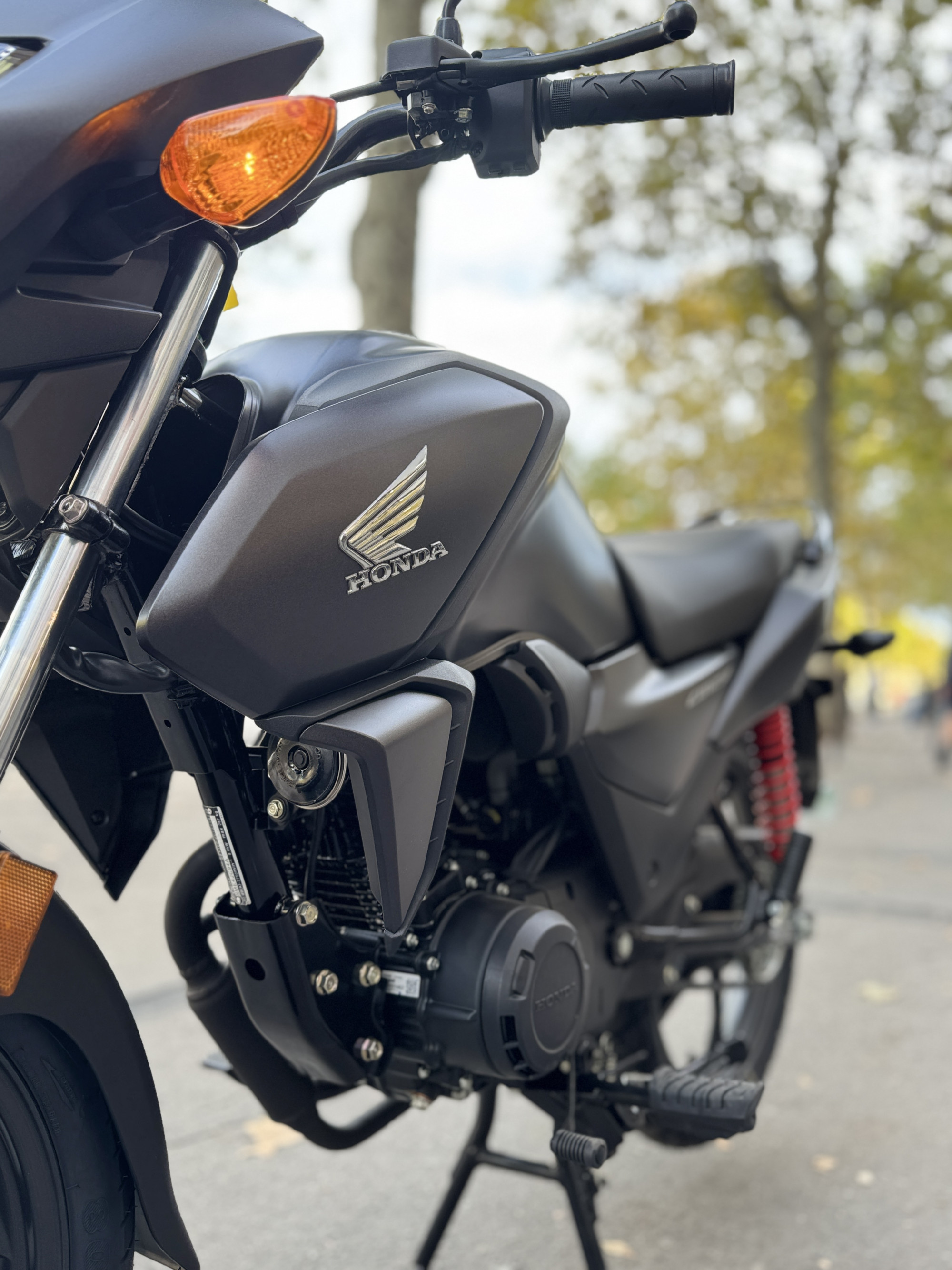 HONDA CB 125 F - NOIR MAT - 2890€ - 1KMS - MEC 09/2026 - REF HN871DJ