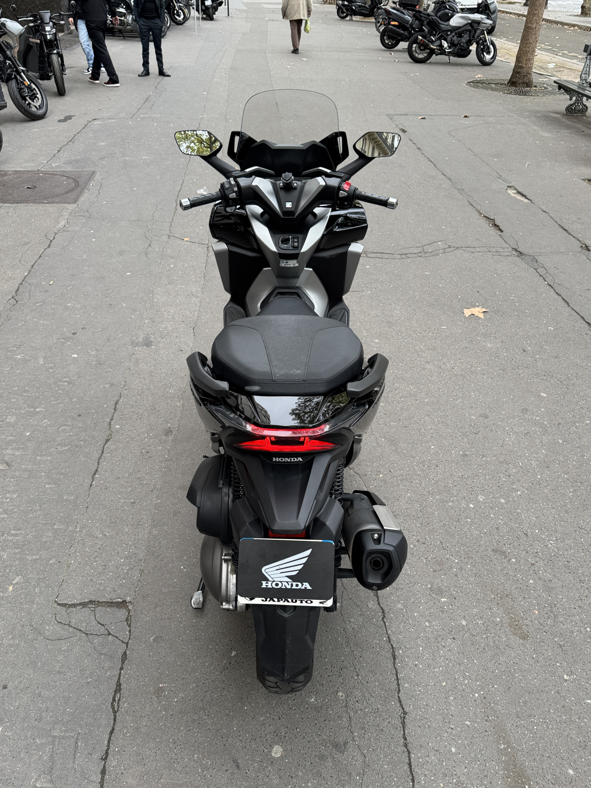 HONDA NSS FORZA 300 A - NOIR - 3790 € - 9274 KM - MEC01/2020 - REF FM249WH
