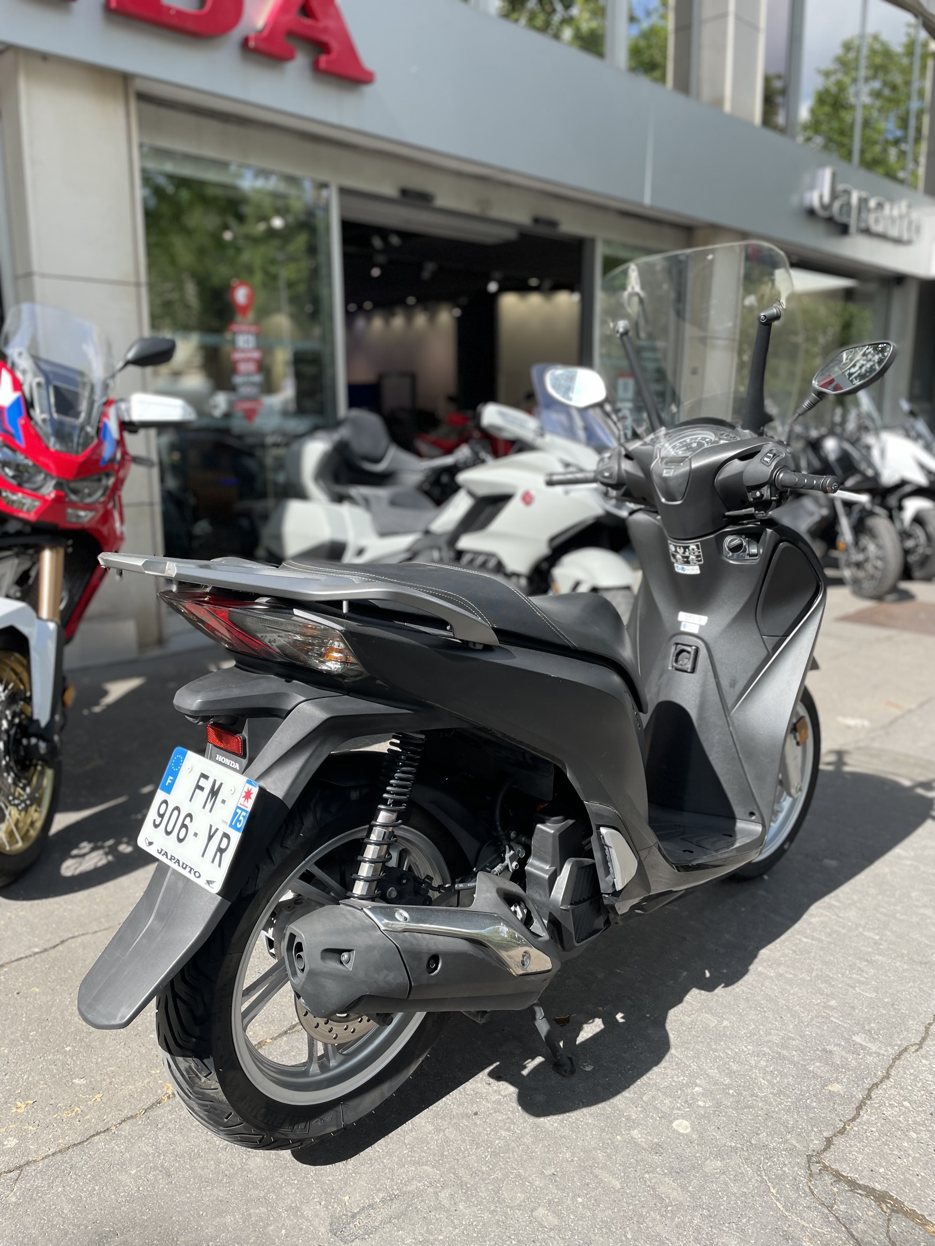Honda SH125 - 2990€- 6309km - mec 2020- reffm906yr