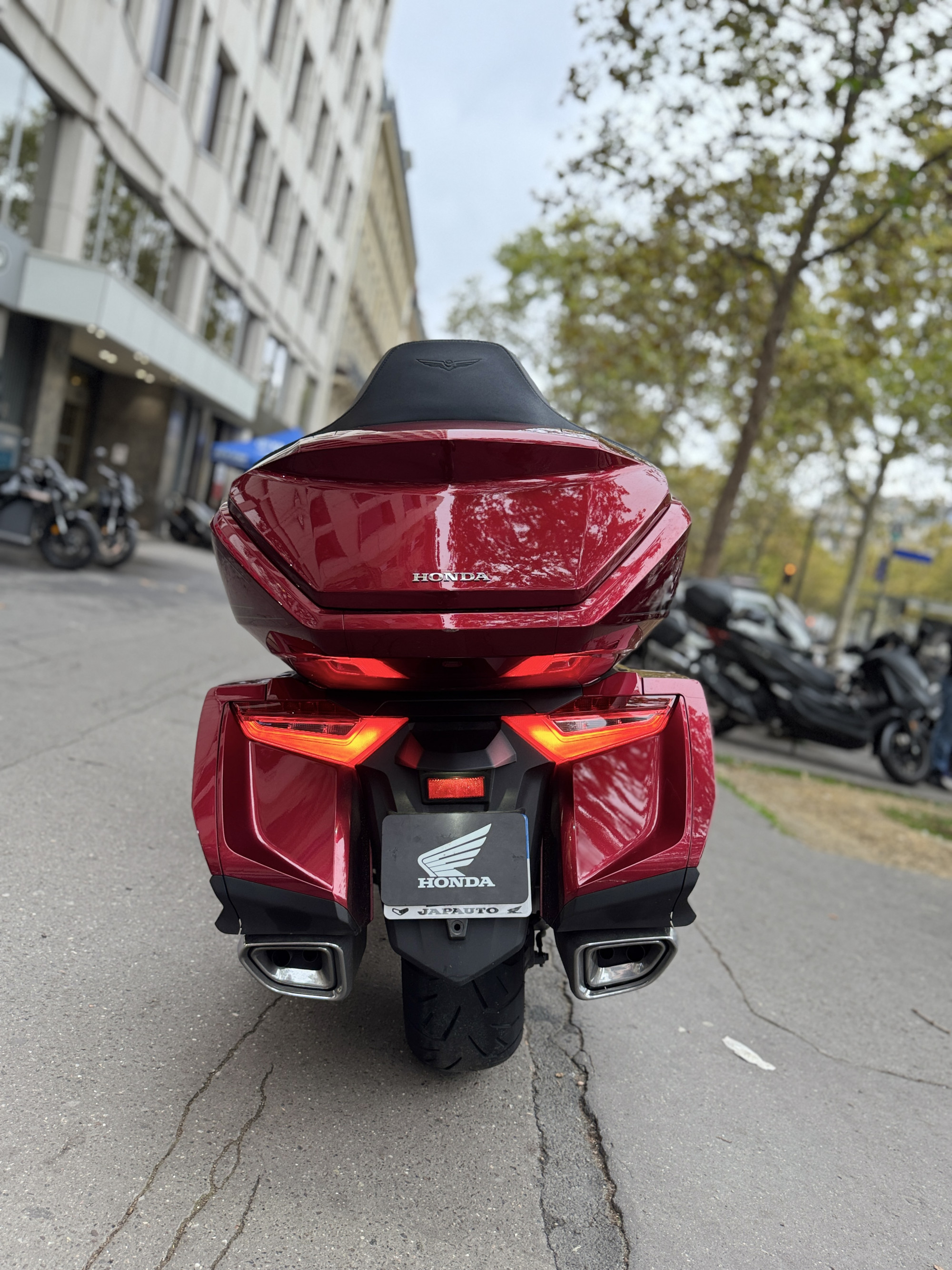 HONDA GL 1800 GOLDWING TOURING DCT - ROUGE - 32990 € - 3500KMS - MEC 05/2026 - REFHL056AB