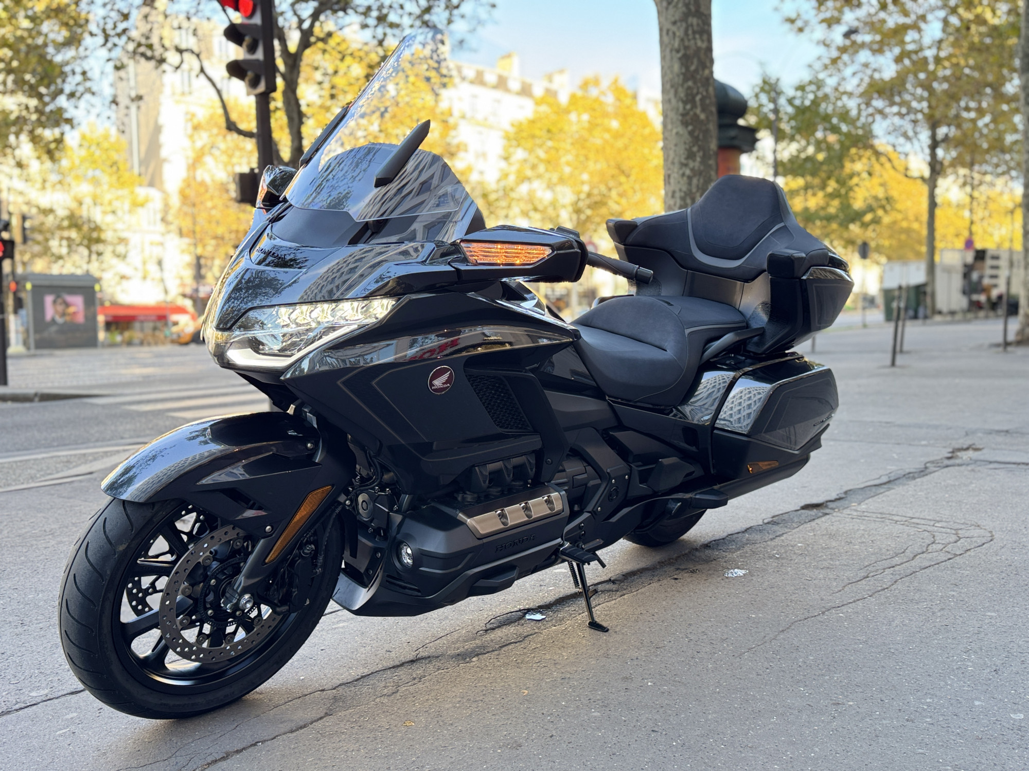 HONDA GL 1800 GOLDWING TOURING DCT - NOIR - 33490 € - 4237 KMS - MEC 03/26 - REFHJ162PL