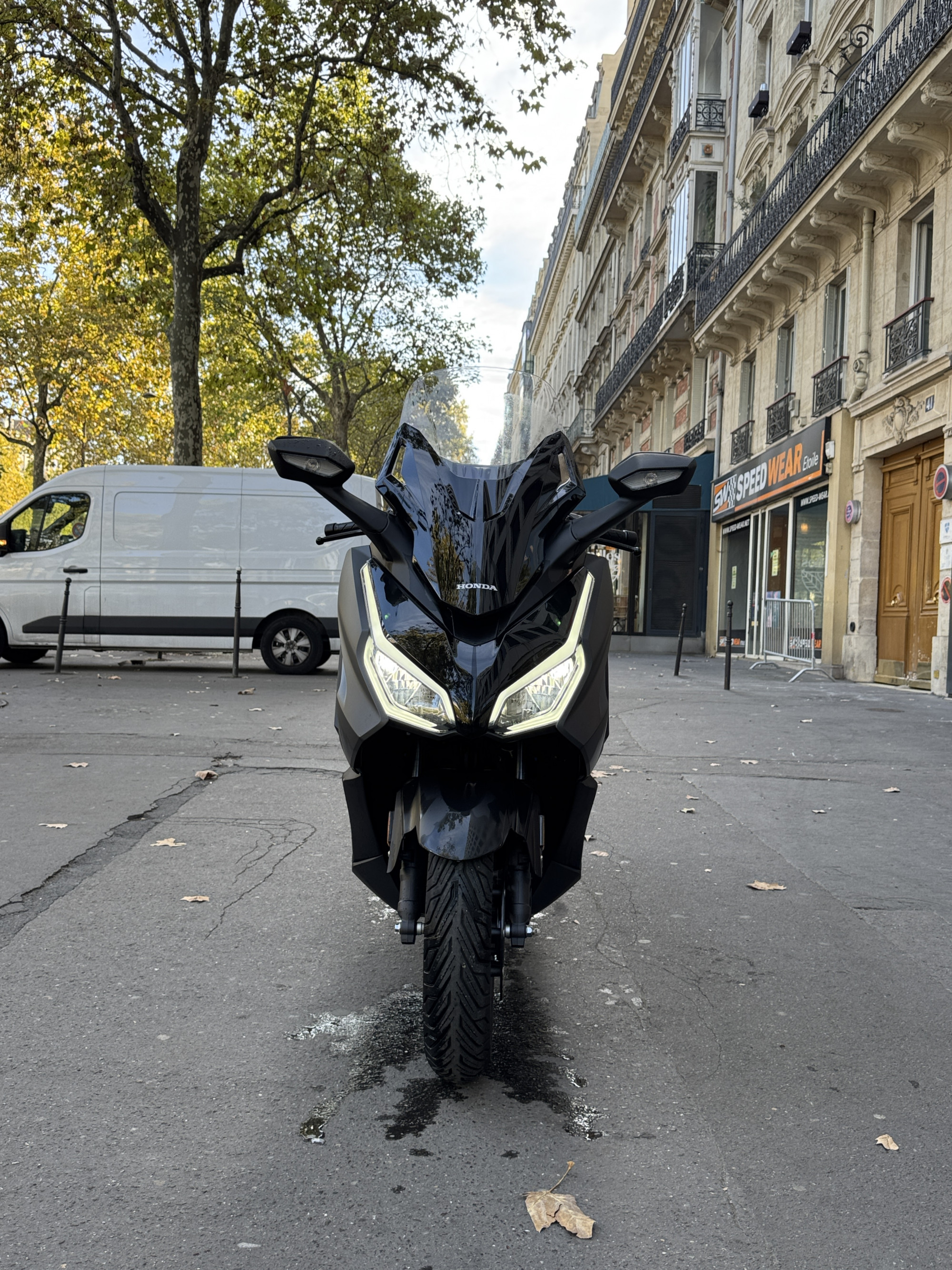HONDA NSS FORZA 125 - NOIR MAT -132 KMS - 4990 € - MEC 06/2026 - REF HL865QR