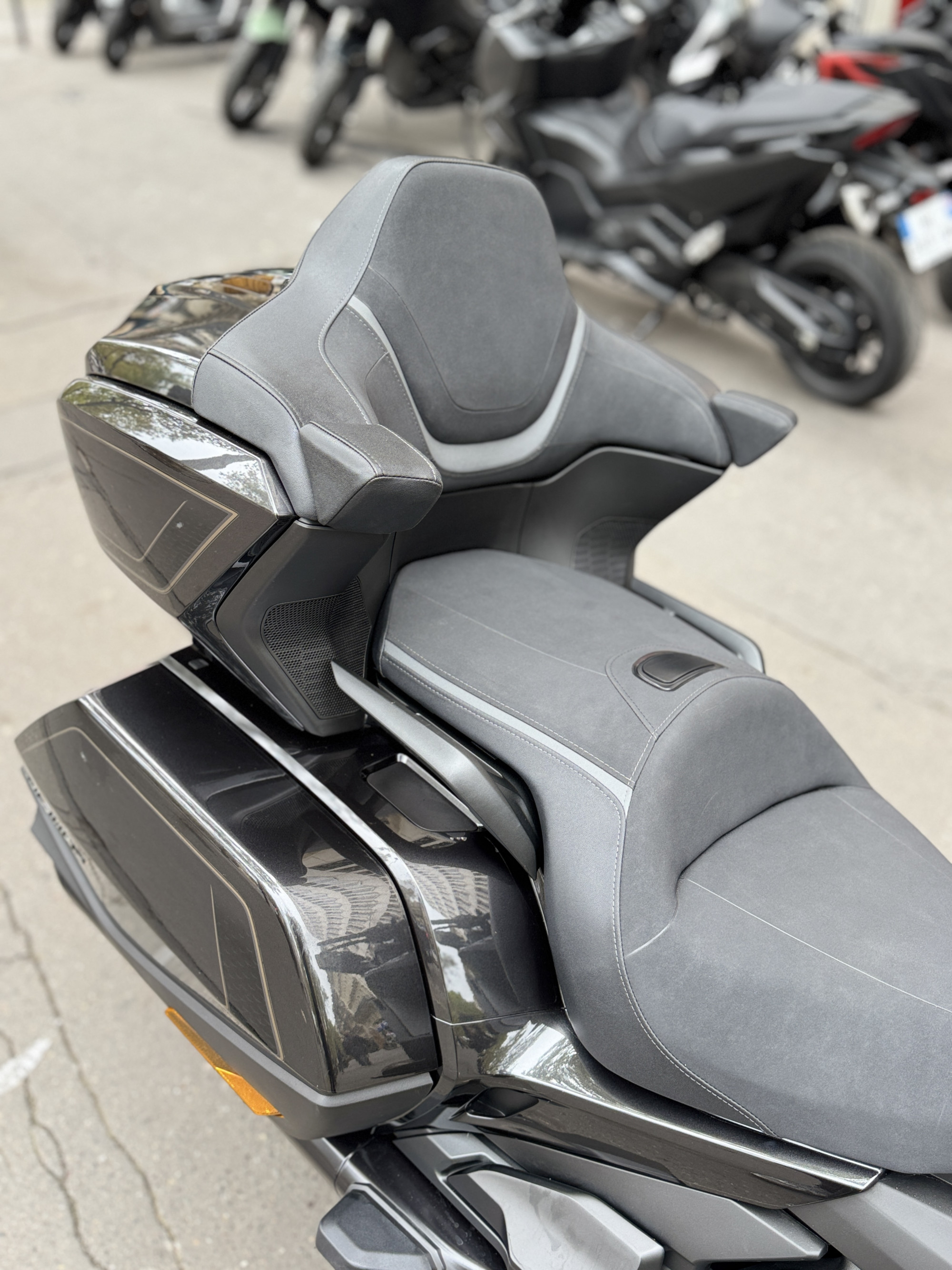HONDA GL1800 GOLDWING - NOIR - 32990€ - 5506 KM - MEC 03/2026 - REF HJ824PK