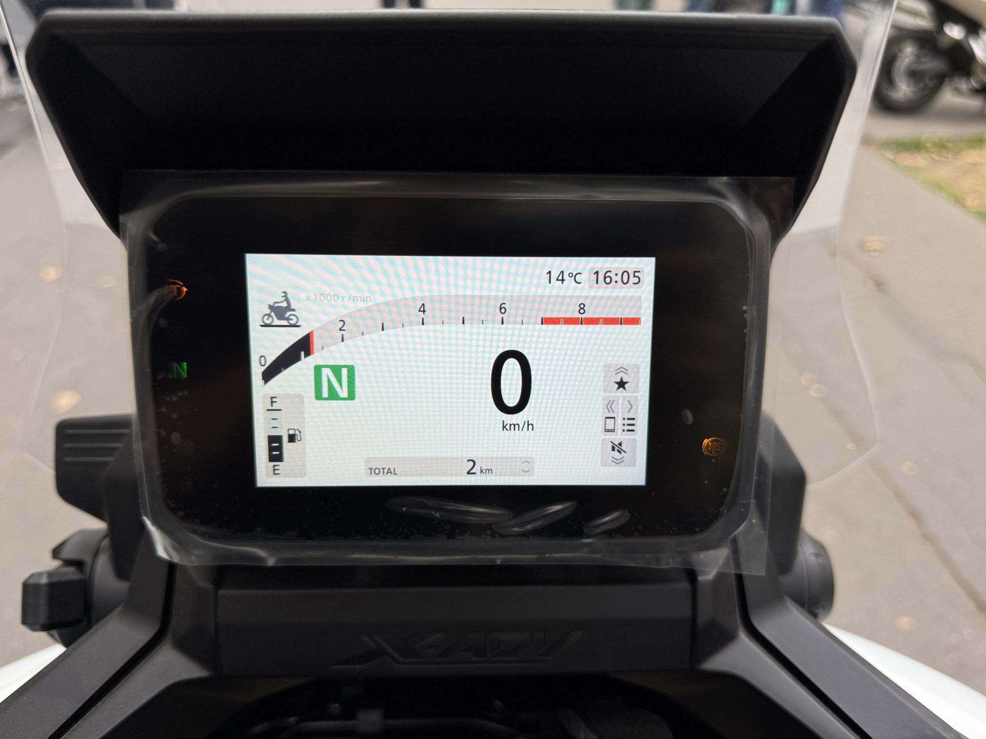 HONDA X-ADV 750 SPECIAL EDITION - BICOLORE - 11400€ - 2 KM - MEC 08/2026 - REF HM350NQ
