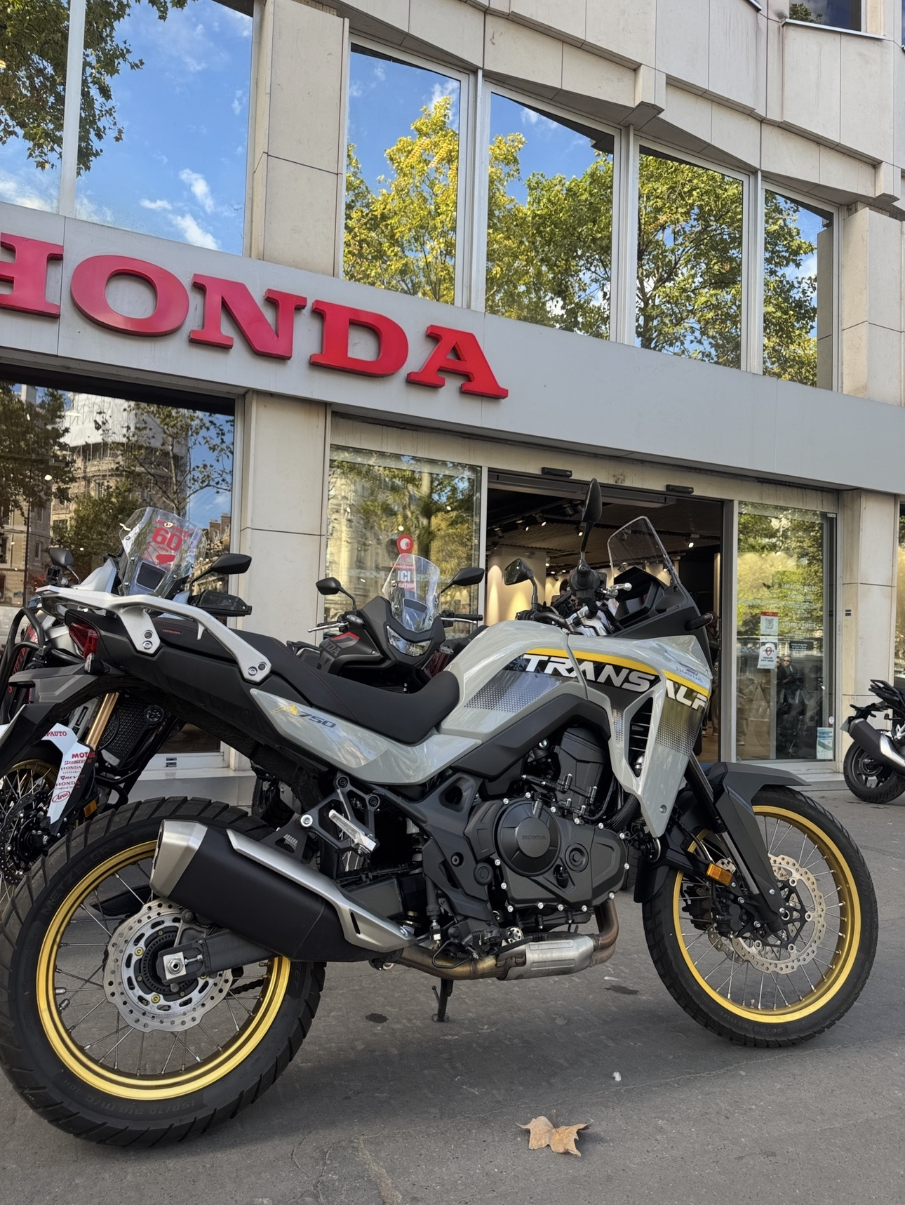 HONDA XL 750 TRANSALP FULL - GRIS - 8990€- 2683 km - MEC 11/2025 - REFHG315YD