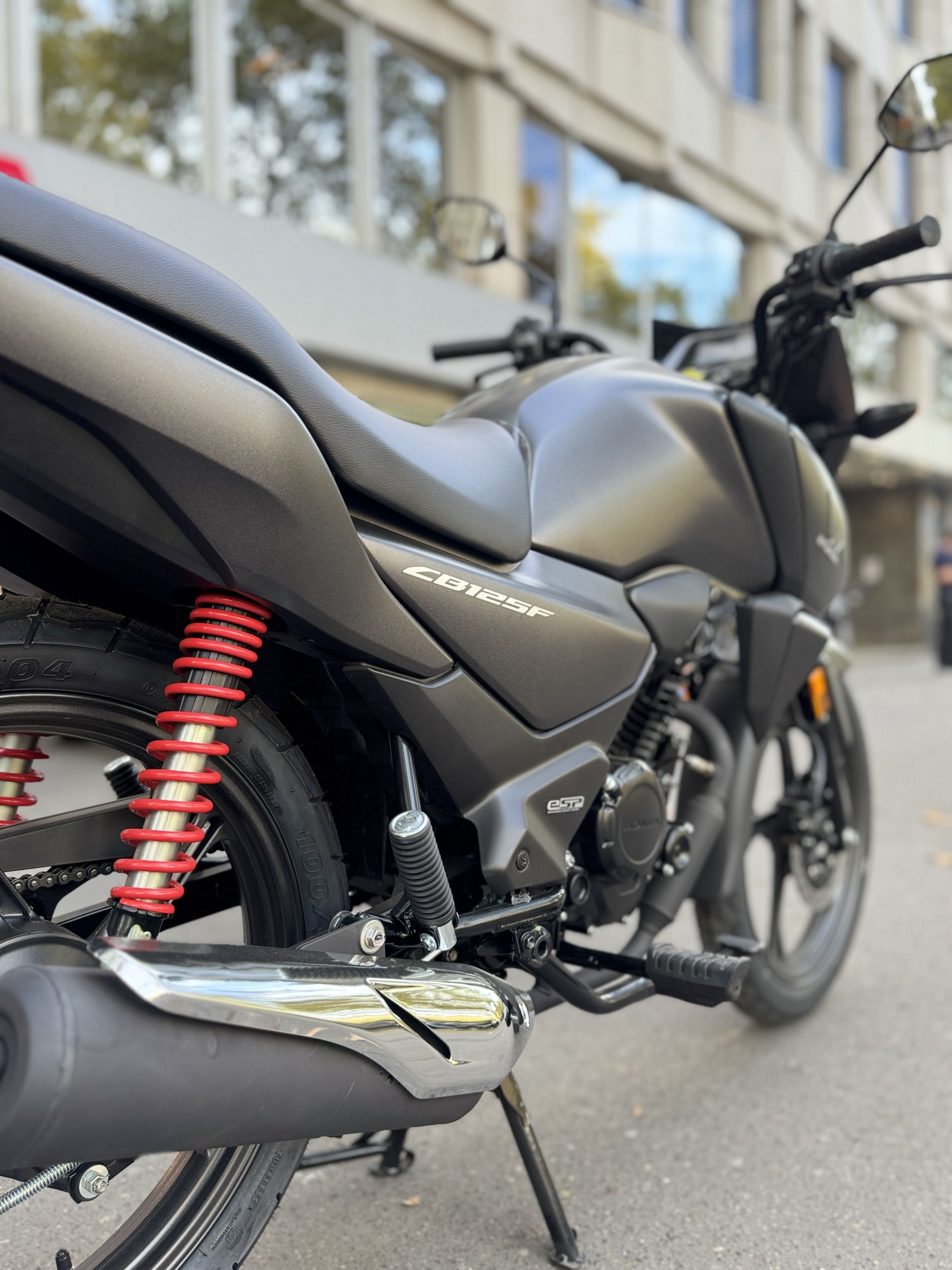 HONDA CB 125 F - NOIR MAT - 2890€ - 1KMS - MEC 09/2026 - REF HN22DF