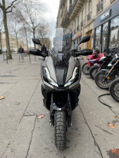 Honda ADV 350 GRIS MAT - 5990€ - 899KM - MEC 2025 - REFHE215NB