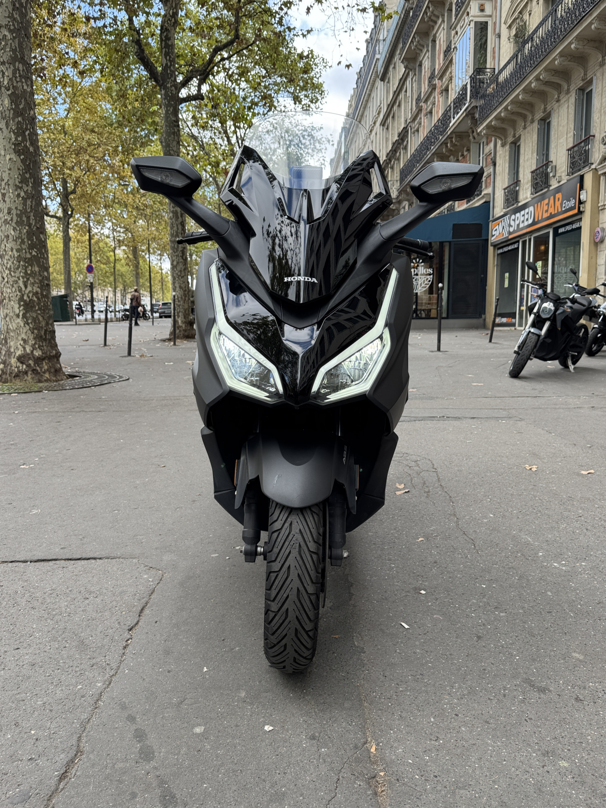 HONDA NSS FORZA 125 TOP BOX - NOIR MAT - 3990 €  -14763 KMS -  - MEC 06/23 - REFGP020VN