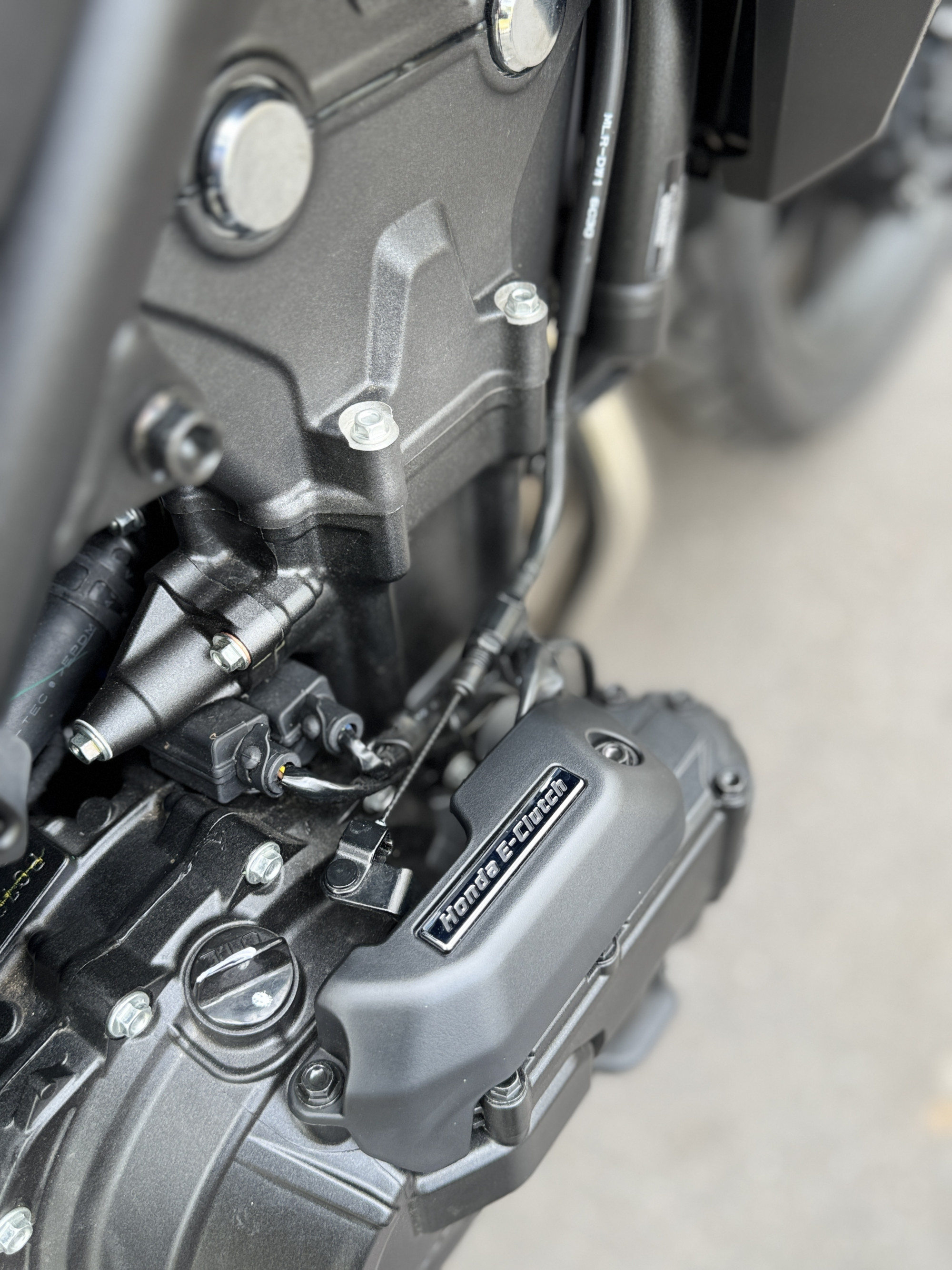 HONDA NX 500 E-Clutch - NOIR - 6490€ - 189 KMS - MEC 06/2026 - REF HL204QH