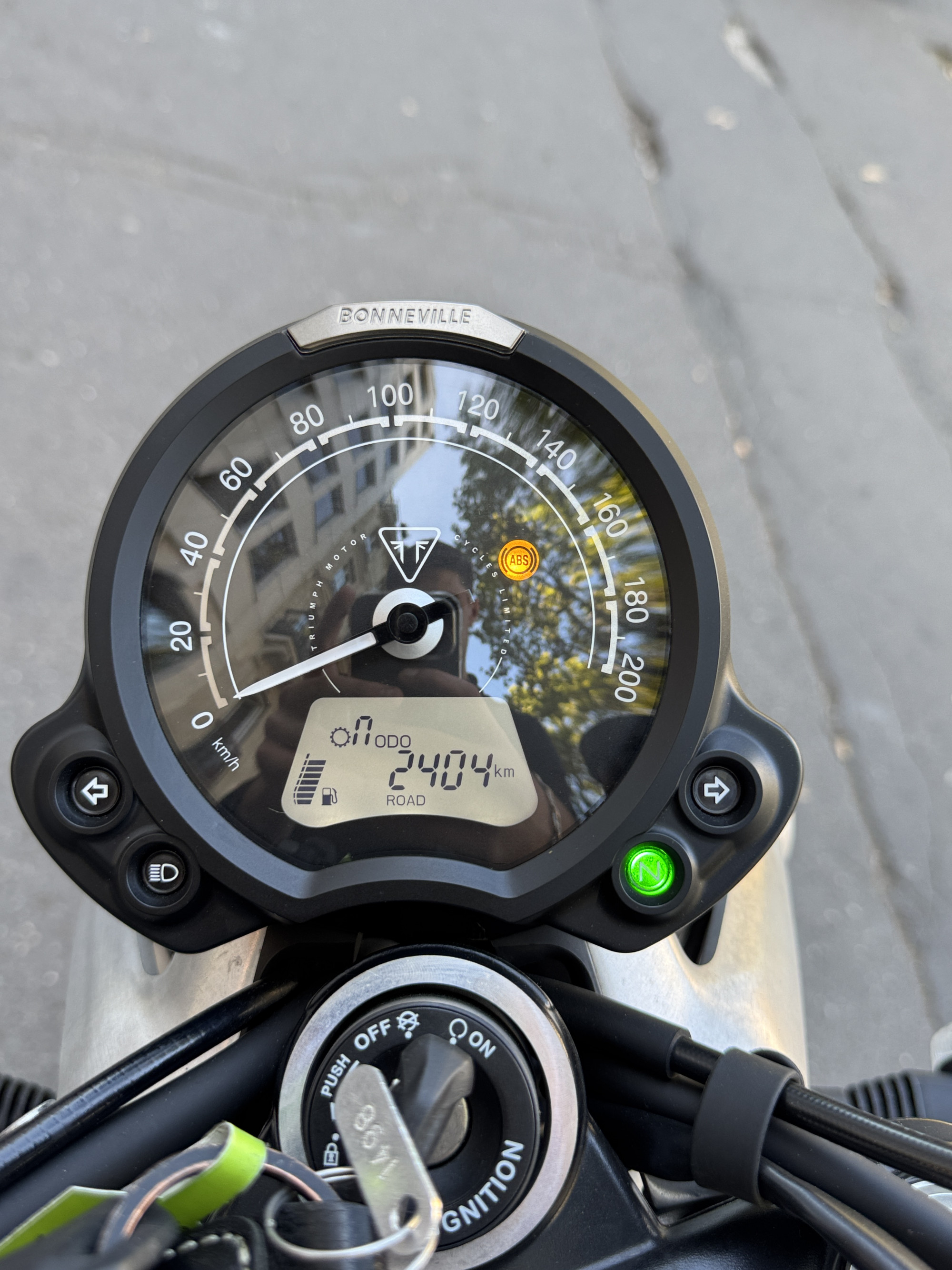 TRIUMPH STREET TWIN  900 - NOIR - 6990€ - A2 - 2404 KMS - MEC 02/2020 - REFFN294SC