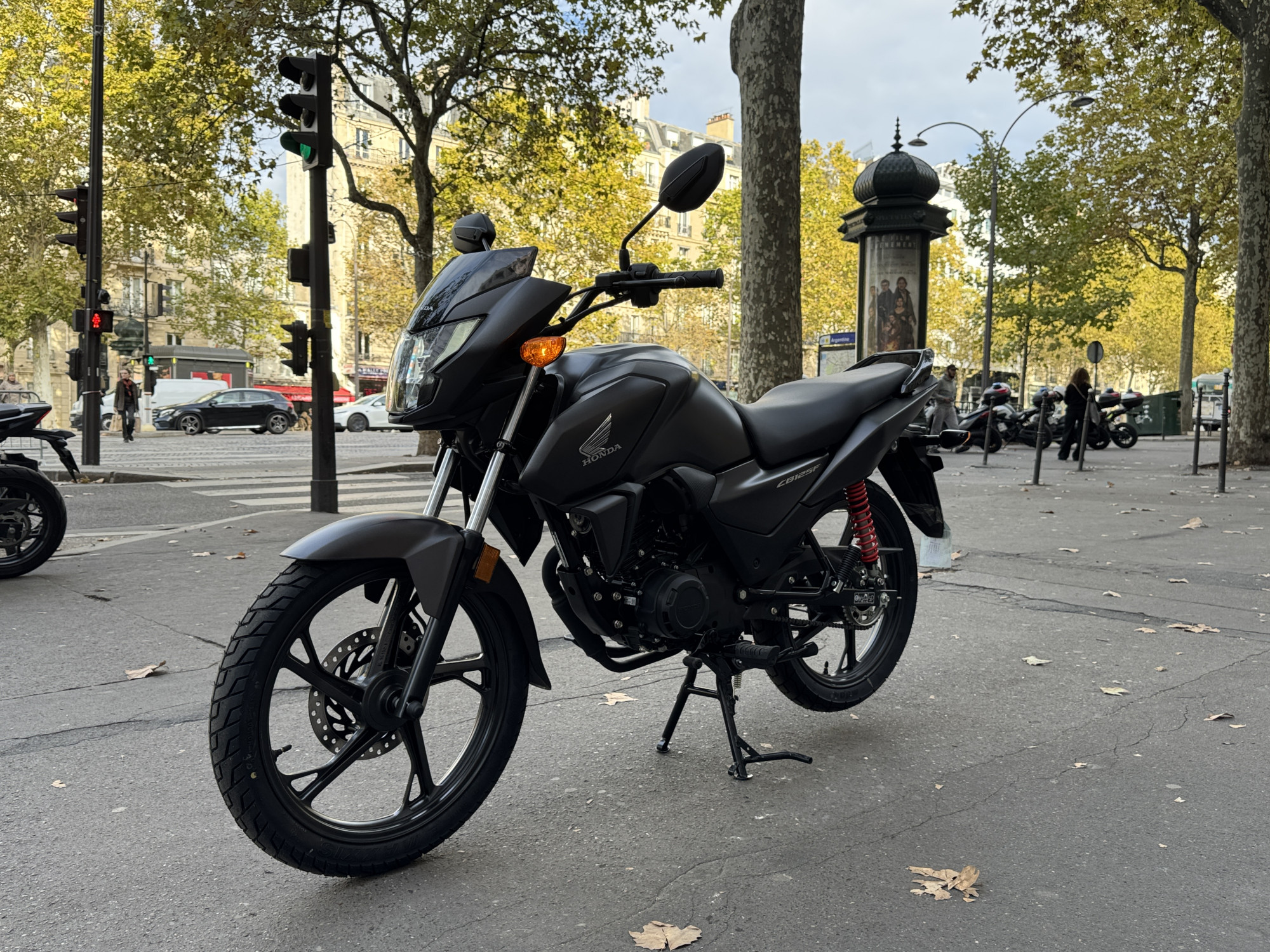 HONDA CB 125 F - NOIR MAT - 2890€ - 1KMS - MEC 09/2026 - REF HN22DF