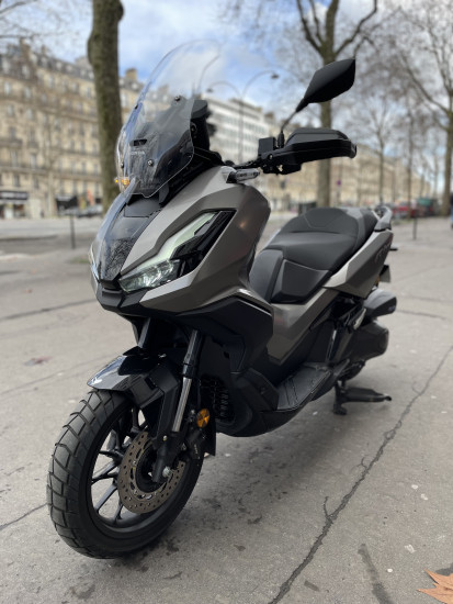 Honda ADV 350 GRIS MAT - 5990€ - 899KM - MEC 2025 - REFHE215NB