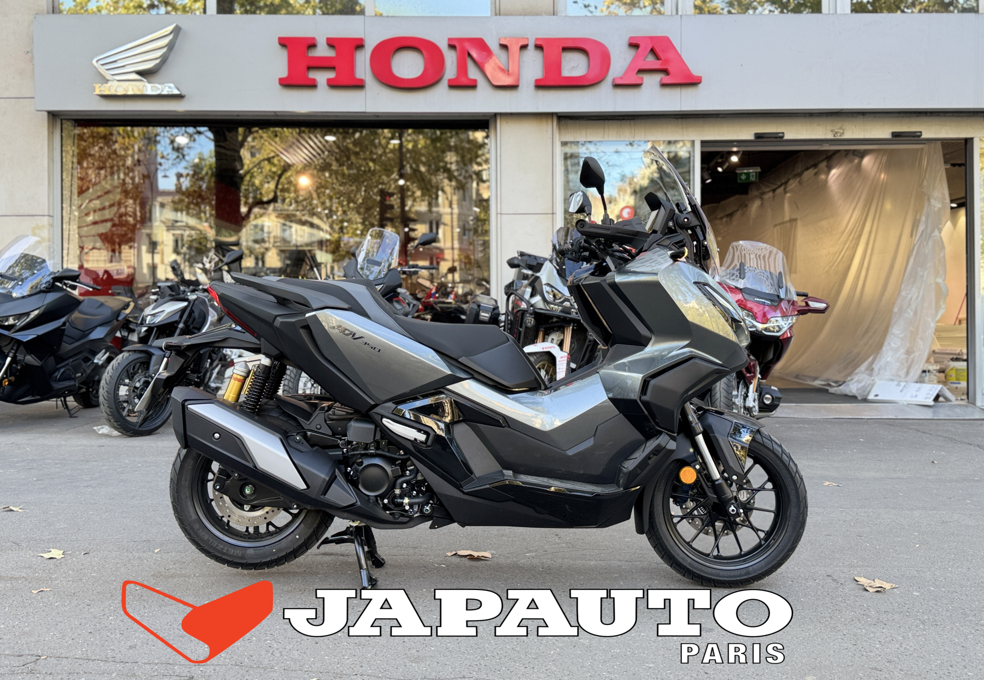 HONDA ADV 350 - GRIS -241 KMS-  5690€ - MEC 06/2026 - REF HJ435JZ