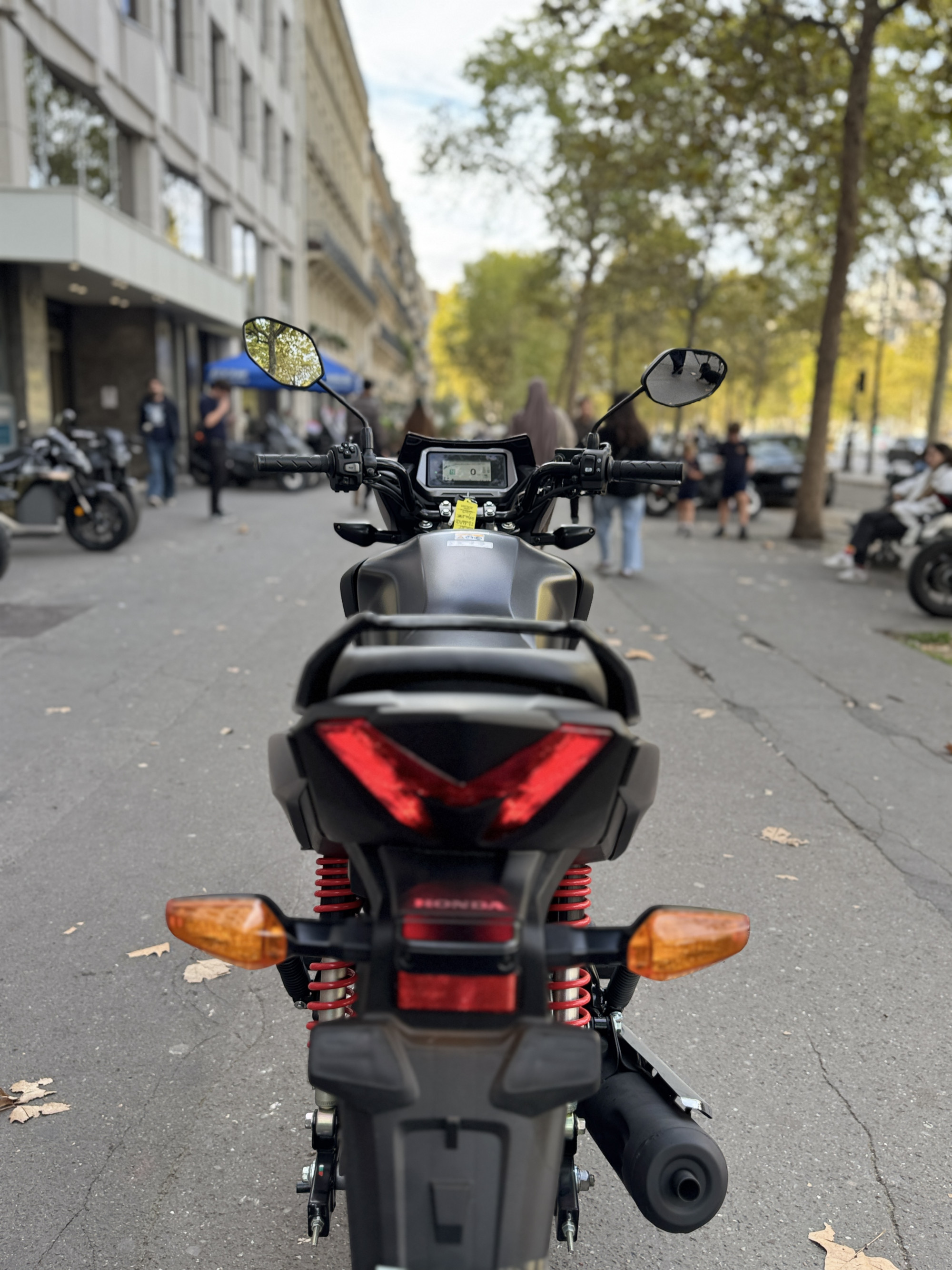 HONDA CB 125 F - NOIR MAT - 2890€ - 1KMS - MEC 09/2026 - REF HN22DF