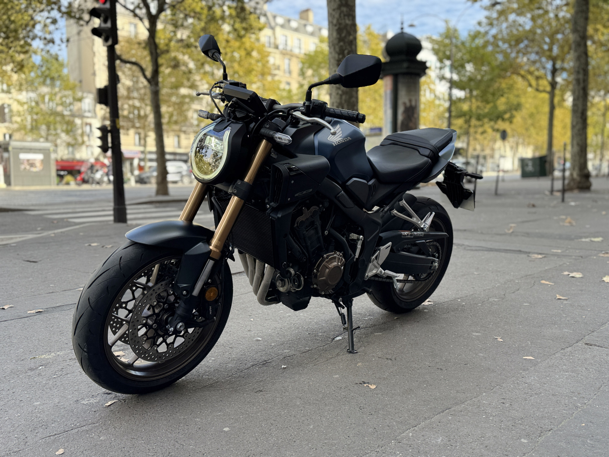 HONDA CB650R Neo Sports Café E-clutch - BLEU - 7990€ - 351 KMS - MEC 06/2026 - REF HL501KH