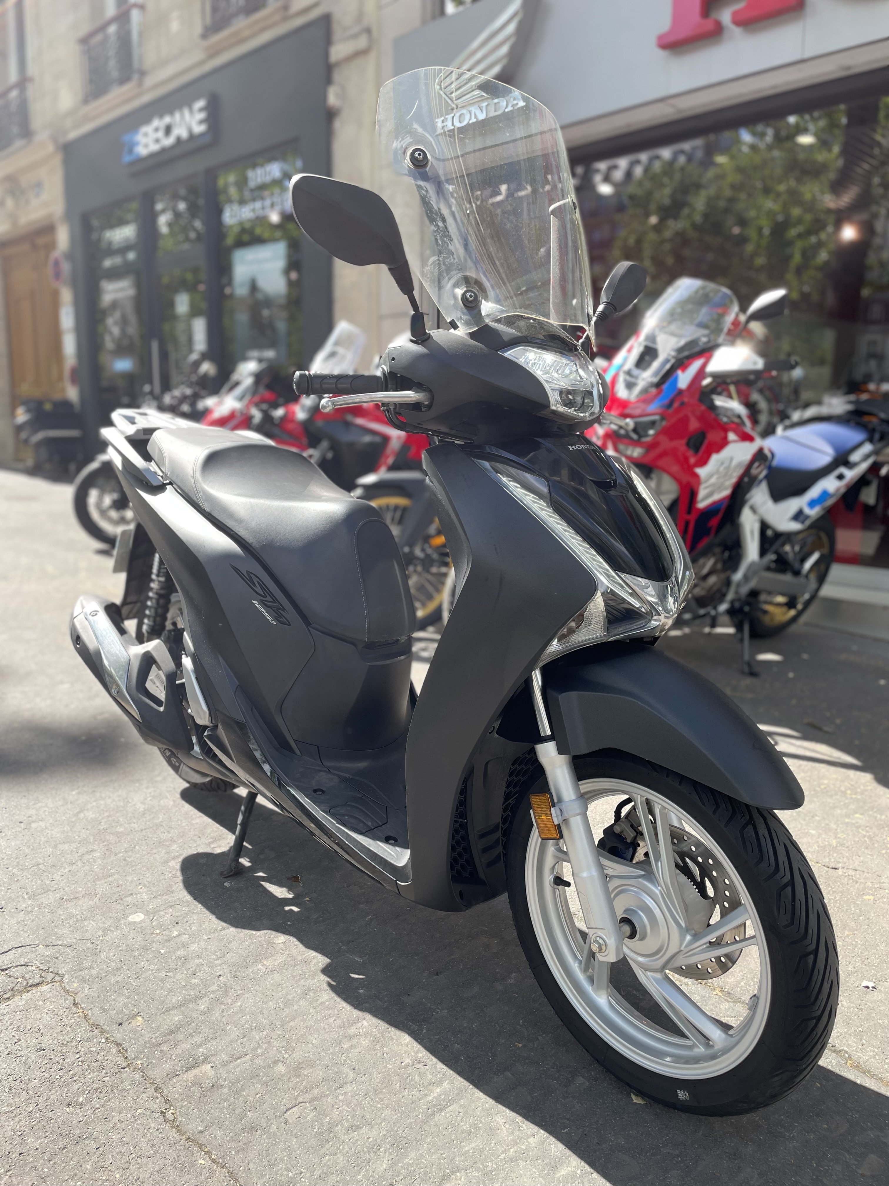 Honda SH125 - 2990€- 6309km - mec 2020- reffm906yr