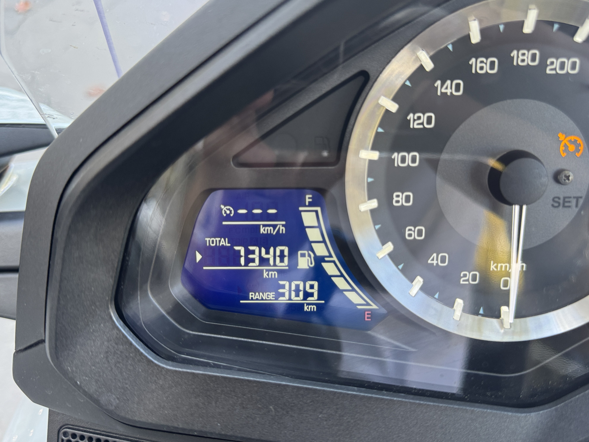 HONDA GL 1800 GOLDWING DCT - GRIS - 32990 € - 7340 KM - MEC 03/2026 - REF HJ283PH