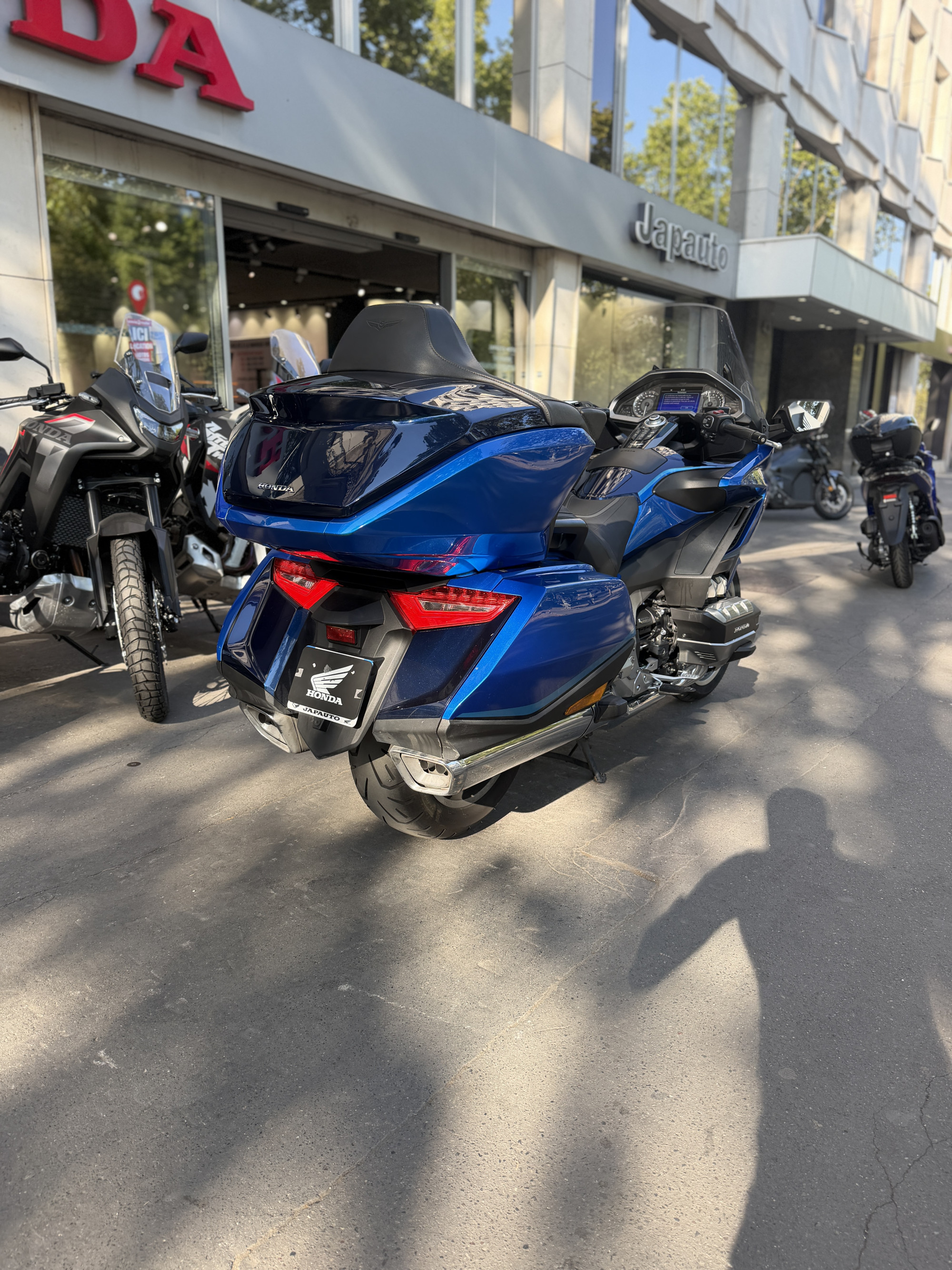 HONDA GL 1800 GOLDWING TOURING DCT - BLEU - 24900€ - 23175KMS - MEC06/2022 - REF GG706RN
