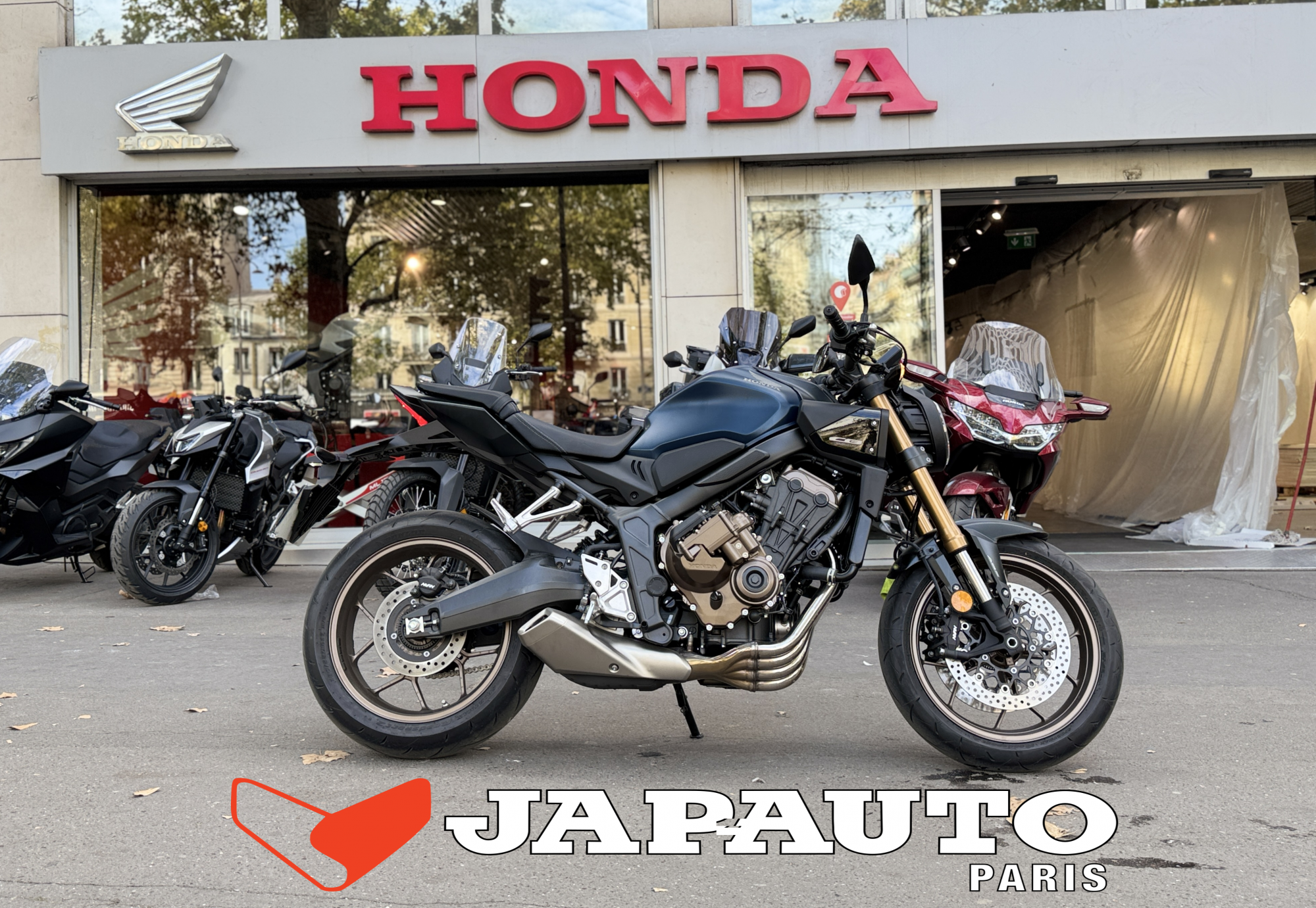 HONDA CB650R Neo Sports Café E-clutch - BLEU - 7990€ - 351 KMS - MEC 06/2026 - REF HL501KH