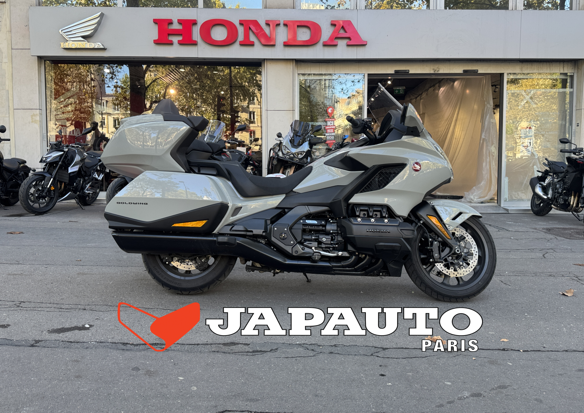 HONDA GL 1800 GOLDWING DCT - GRIS - 32990 € - 7340 KM - MEC 03/2026 - REF HJ283PH