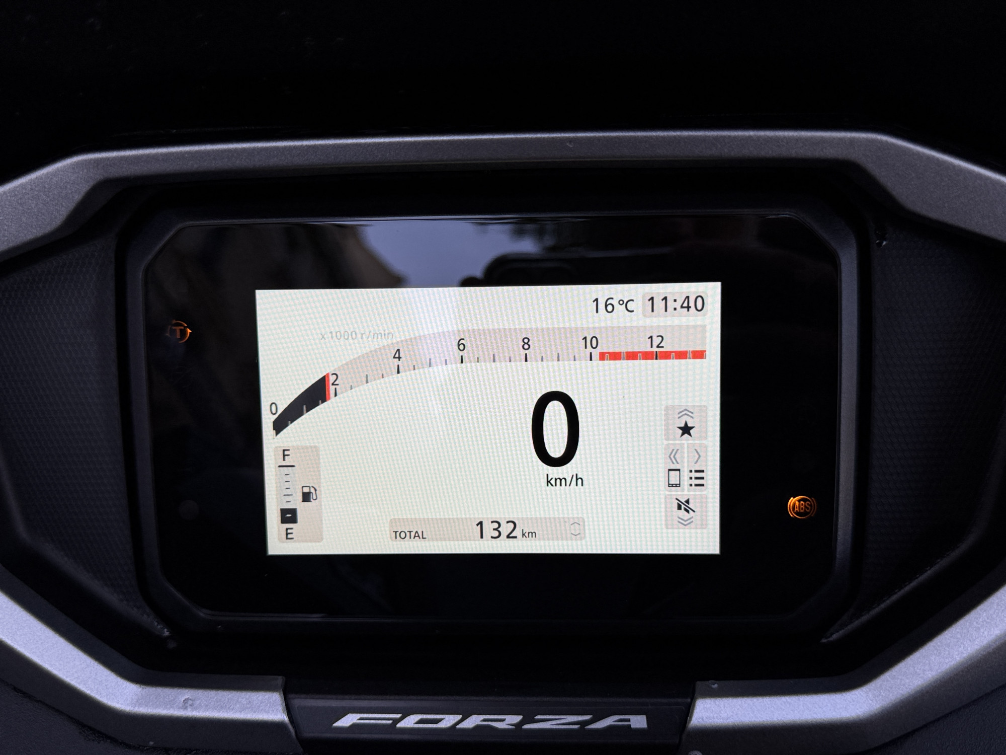 HONDA NSS FORZA 125 - NOIR MAT -132 KMS - 4990 € - MEC 06/2026 - REF HL865QR