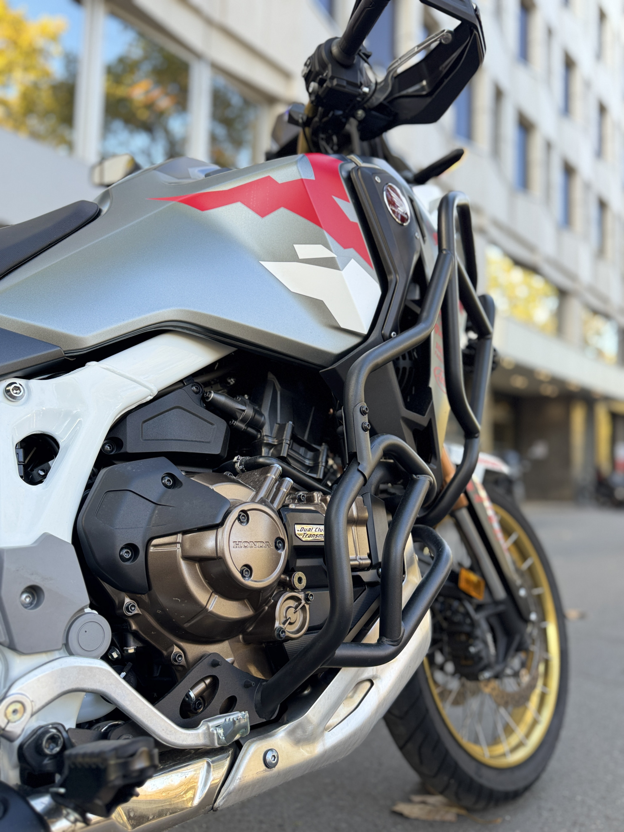 HONDA AFRICA TWIN CRF1000 ADVENTURE SPORT SE DCT - GRIS MAT - 20900 € - 5886 KM - MEC 07/2026 - REF HM919DJ