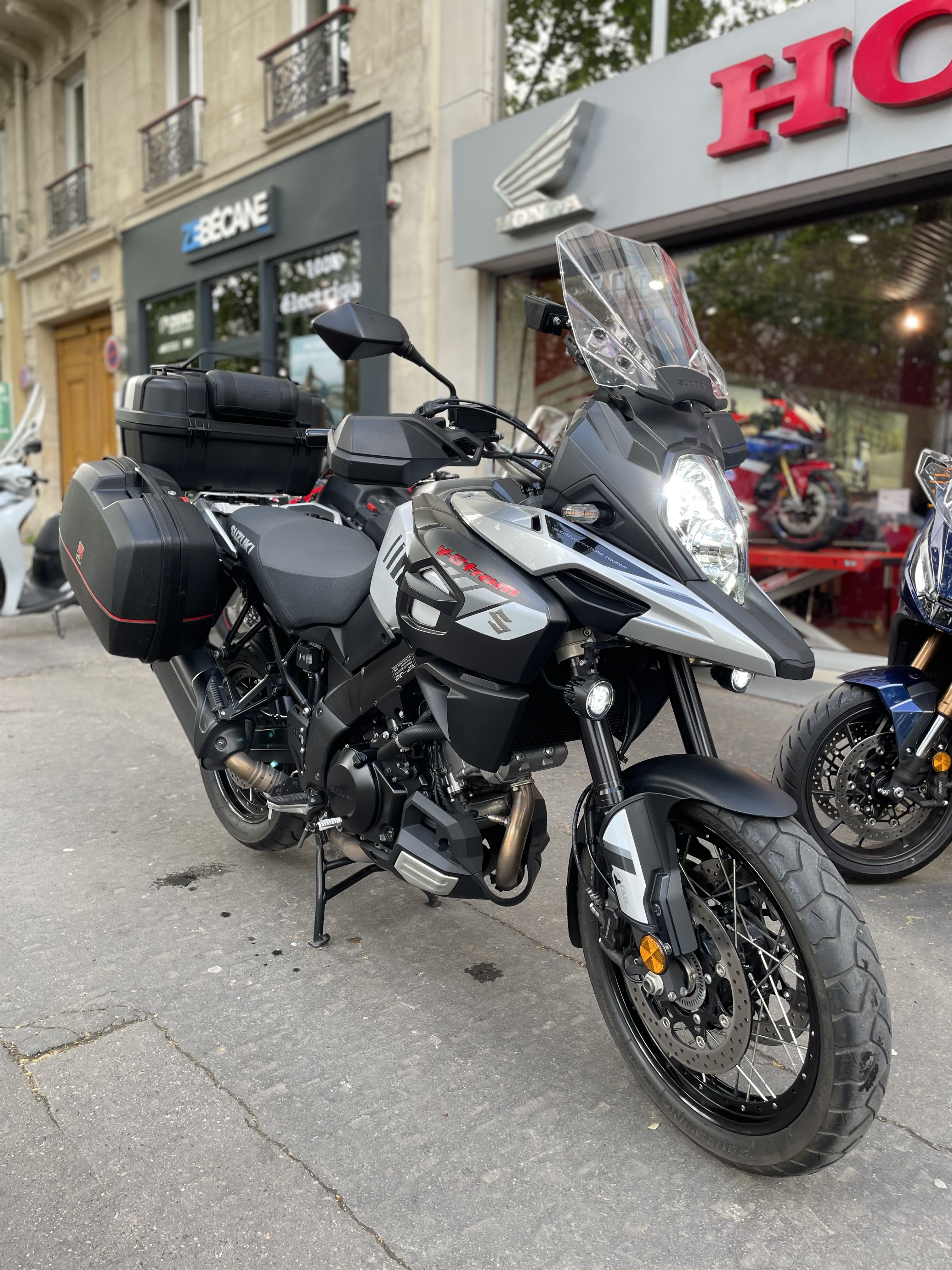 Suzuki V-STROM DL 1000 XT - 7990€ - 11421km - mec 2018 - refey523rg