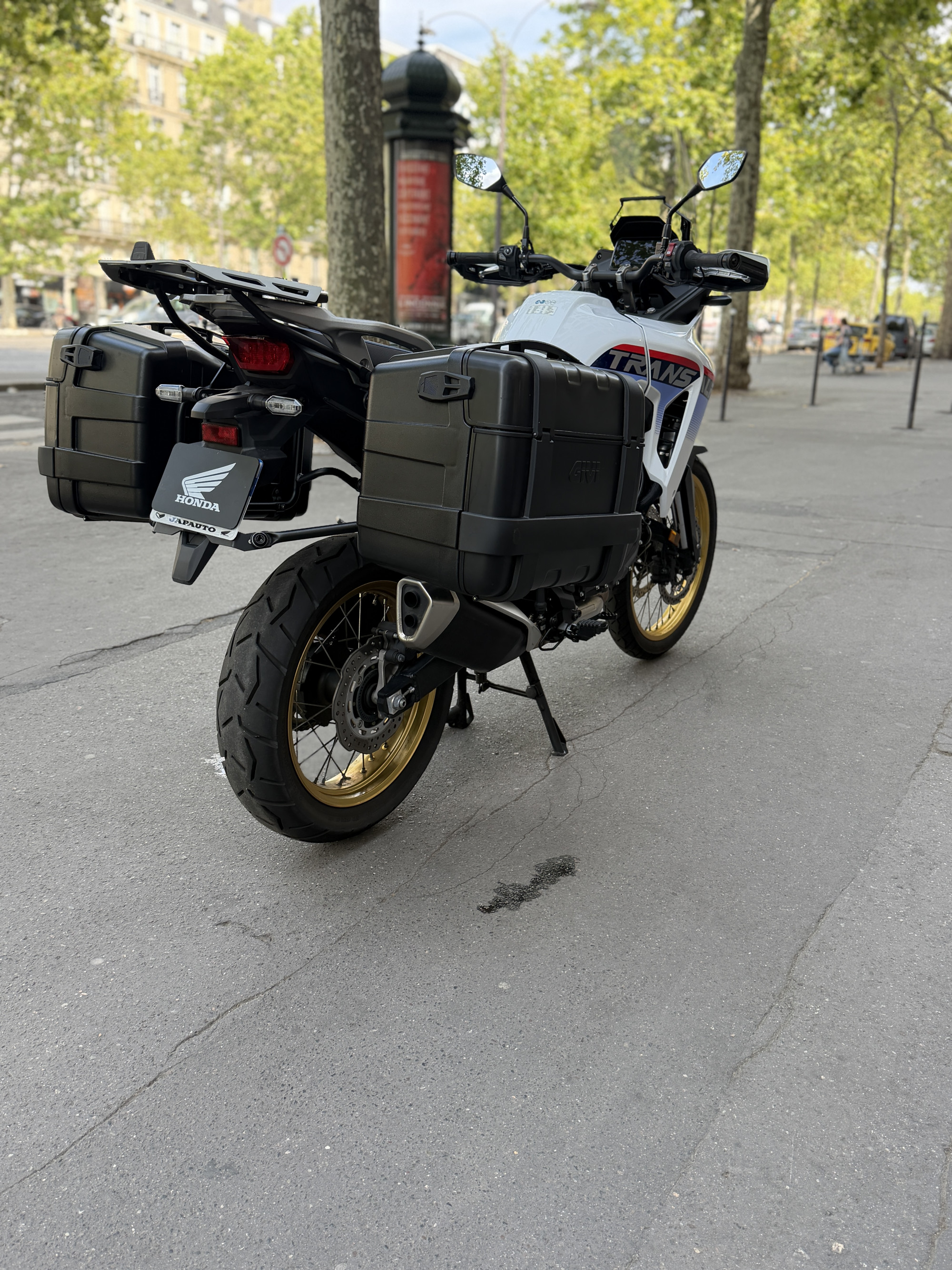 HONDA XL 750 TRANSALP - BLANC - 8990€ -12375KMS- MEC05/2025- REFHD952NC