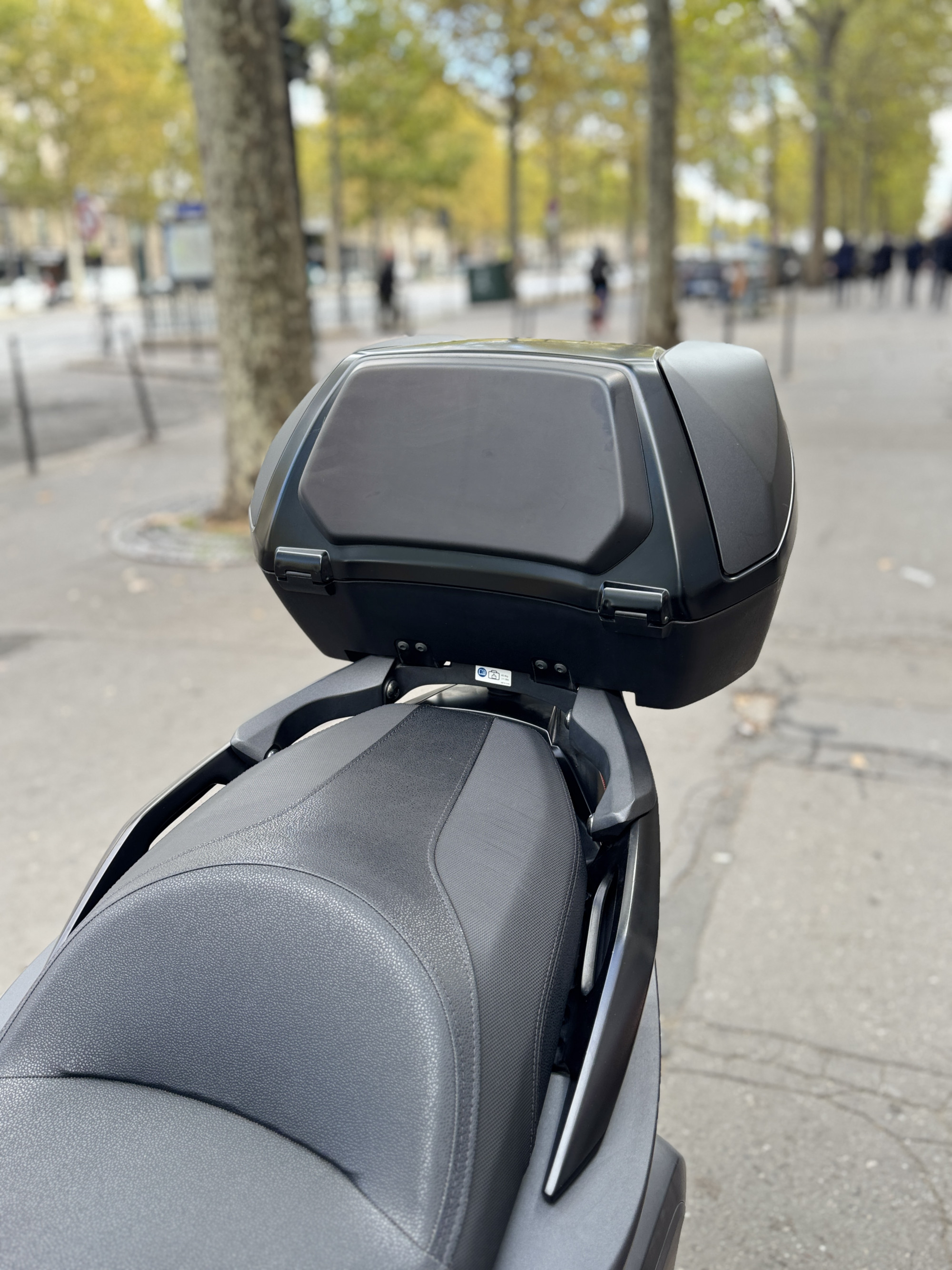 HONDA NSS FORZA 125 TOP BOX - NOIR MAT - 3990 €  -14763 KMS -  - MEC 06/23 - REFGP020VN